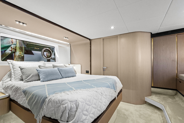 60ft Azimut Yacht For Sale