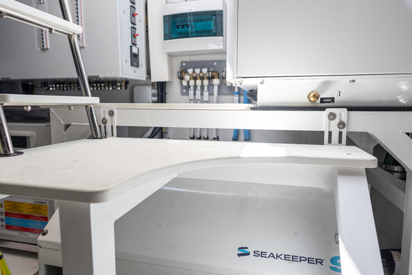 60ft Azimut Yacht For Sale