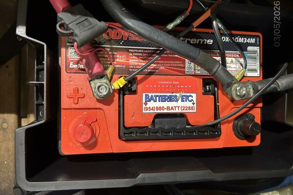 42' Grand Banks generator start battery