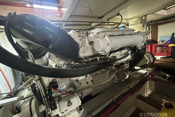 42' Grand Banks port main engine2
