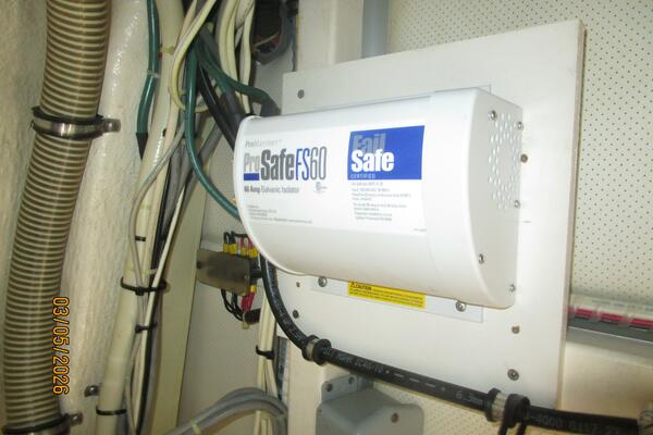 42' Grand Banks galvanic isolator