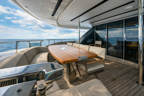 Dominator Yachts Dominator Ilumen Yacht For Sale