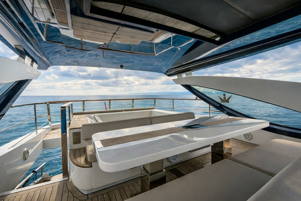Dominator Yachts Dominator Ilumen Yacht For Sale