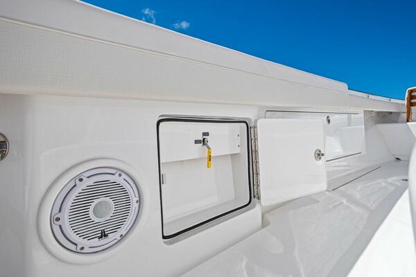 Valhalla Boatworks V 37 (71)