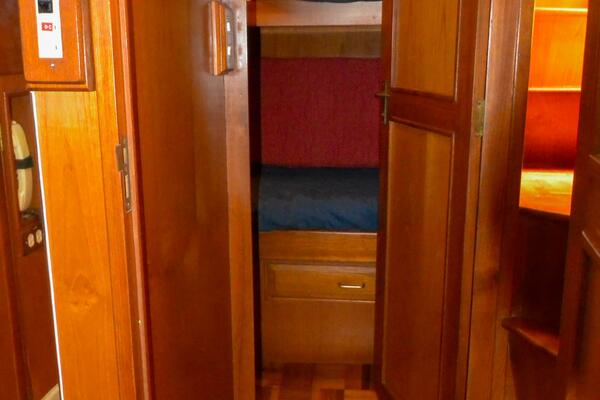 SURPRISE 50ft Ocean Alexander Yacht For Sale