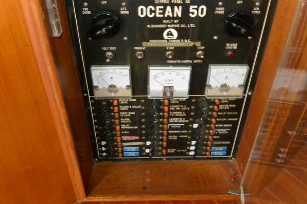 SURPRISE 50ft Ocean Alexander Yacht For Sale