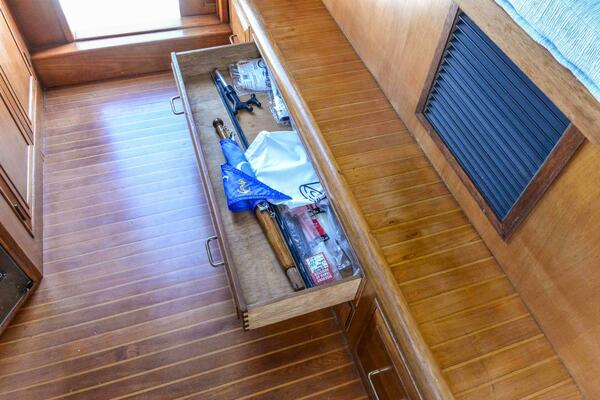 SURPRISE 50ft Ocean Alexander Yacht For Sale