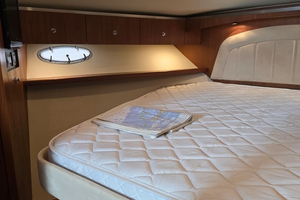 2006 Tiara Yachts 36