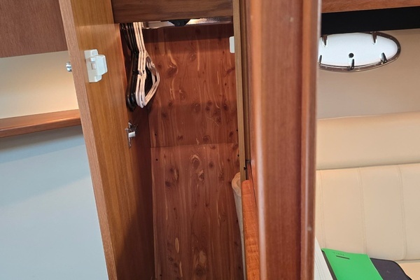 2006 Tiara Yachts 36