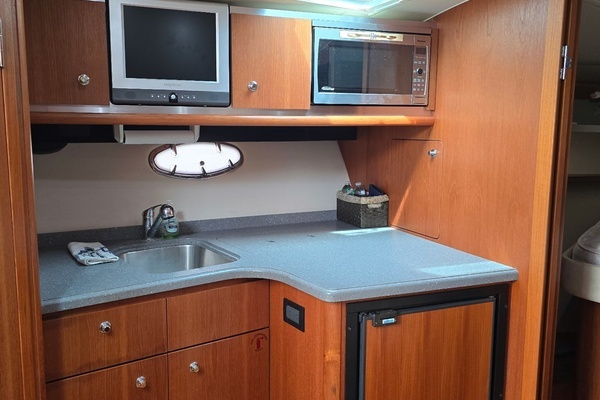 2006 Tiara Yachts 36