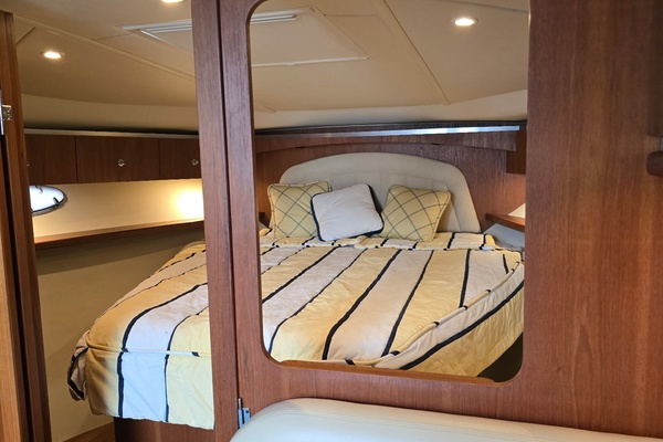 36ft Tiara Yachts Yacht For Sale