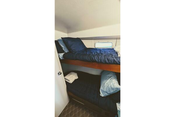 35ft Chris Craft Yacht For Sale