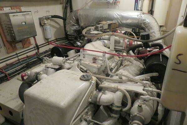 Hatteras 58 Motor Yacht Yacht For Sale