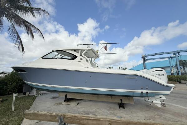 Pursuit 365 DC - SALTY GIRL - Port Profile