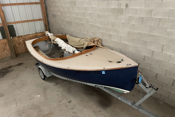 14ft Howard Yacht For Sale