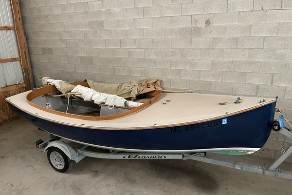14ft Howard Yacht For Sale