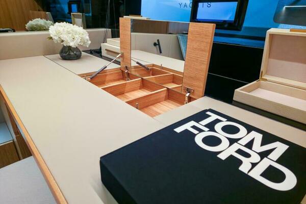 60ft De Antonio Yacht For Sale