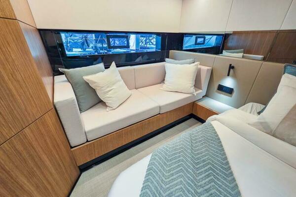 60ft De Antonio Yacht For Sale