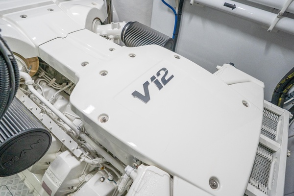 Record Year 85ft Princess Yacht For Sale