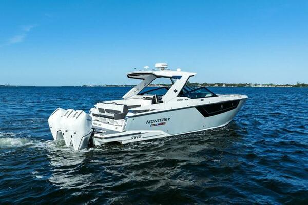 2023 Monterey 385 SS - Profile