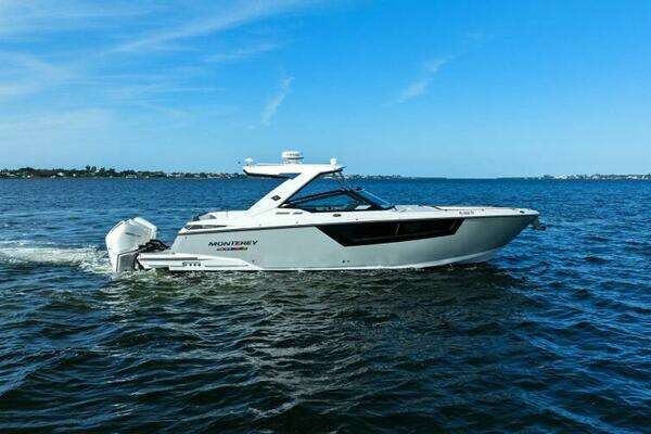 38-ft-Monterey-2023-385 SS- Sarasota Florida United States  yacht for sale