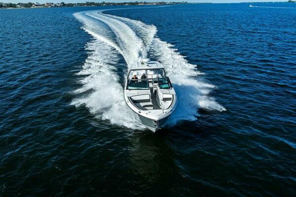 2023 Monterey 385 SS - Profile