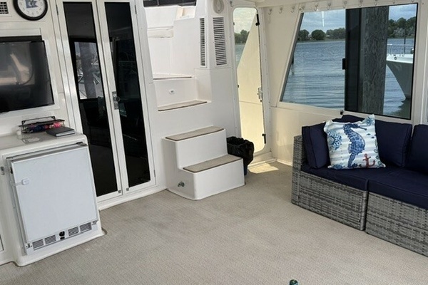 1998 Viking 60