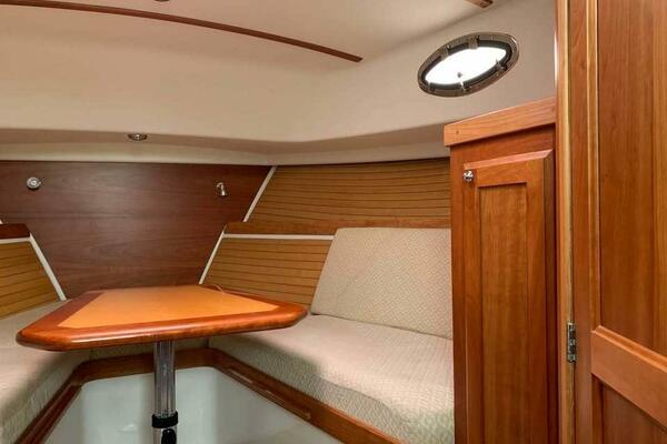 29ft Back Cove Yacht For Sale