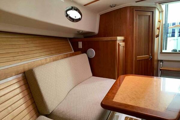 29ft Back Cove Yacht For Sale