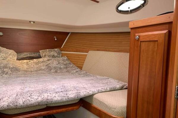 29ft Back Cove Yacht For Sale