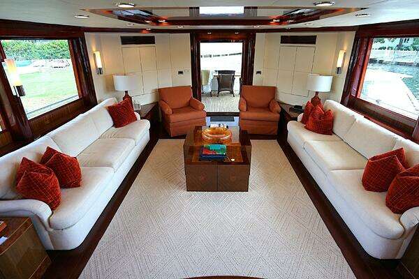 Photo of the 2008 Ocean Alexander 100 Skylounge Megayacht "ROBIN'S NEST"
