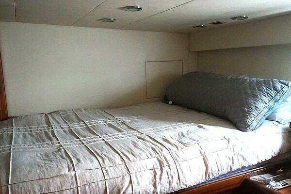 2008 Ocean Alexander 102