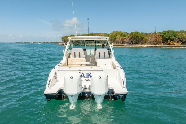 WAIKIKI 32ft Pursuit Yacht For Sale