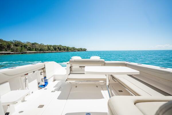 WAIKIKI 32ft Pursuit Yacht For Sale