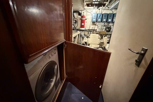 Turtle IV 58ft Hatteras Yacht For Sale