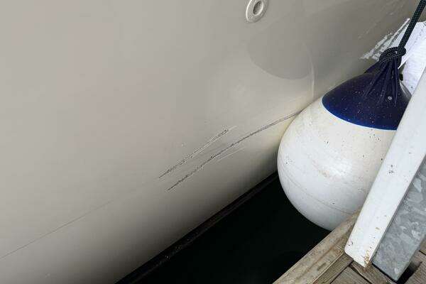 Hatteras 58 LRC Yacht For Sale