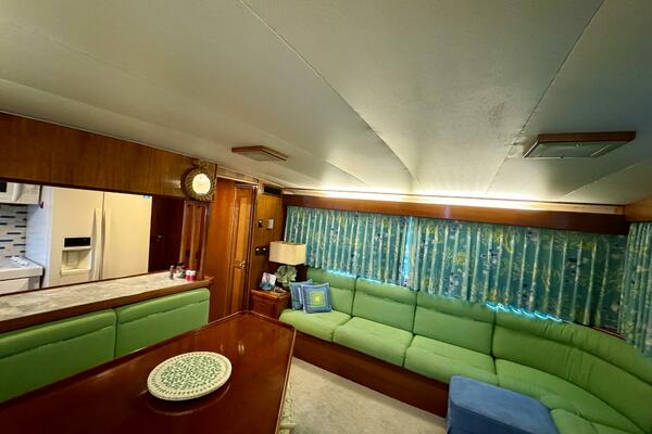 Turtle IV 58ft Hatteras Yacht For Sale