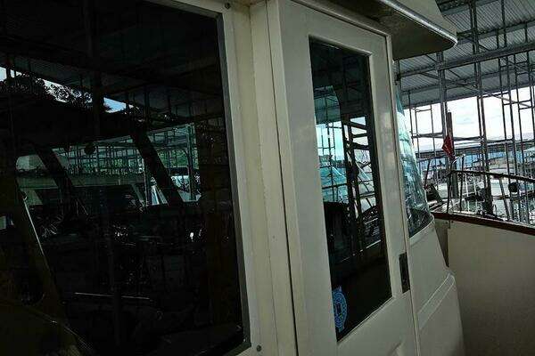 Hatteras 58 LRC Yacht For Sale