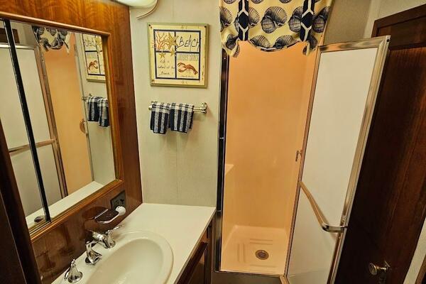 Turtle IV 58ft Hatteras Yacht For Sale