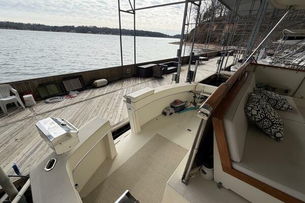 Turtle IV 58ft Hatteras Yacht For Sale
