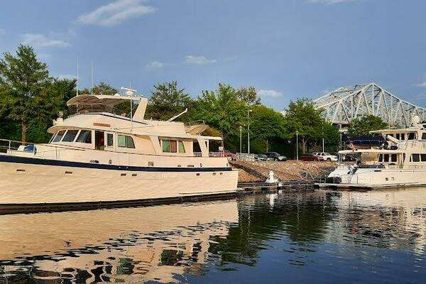 Photo of the 1975 Hatteras 58 LRC "Turtle IV"