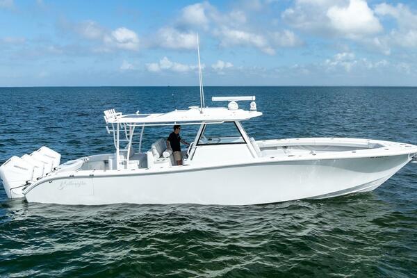 2024 Yellowfin 42 Offshore