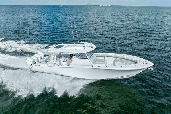 2024 Yellowfin 42
