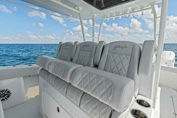 2024 Yellowfin 42