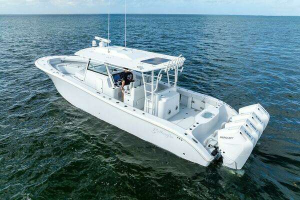 2024 Yellowfin 42
