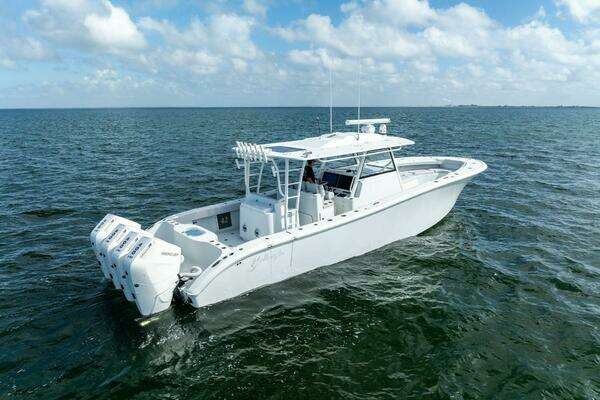 2024 Yellowfin 42