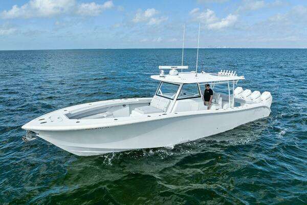 2024 Yellowfin 42