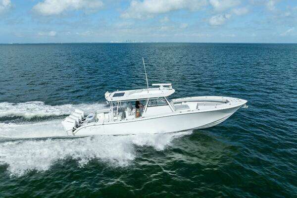 2024 Yellowfin 42