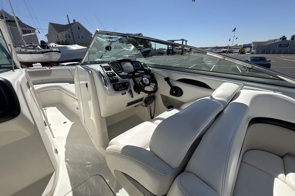 27ft Chaparral Yacht For Sale