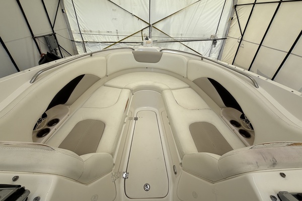 27ft Chaparral Yacht For Sale